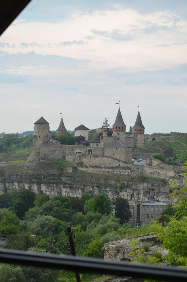 Джерело Kamianets-Podilskyi Exterior photo