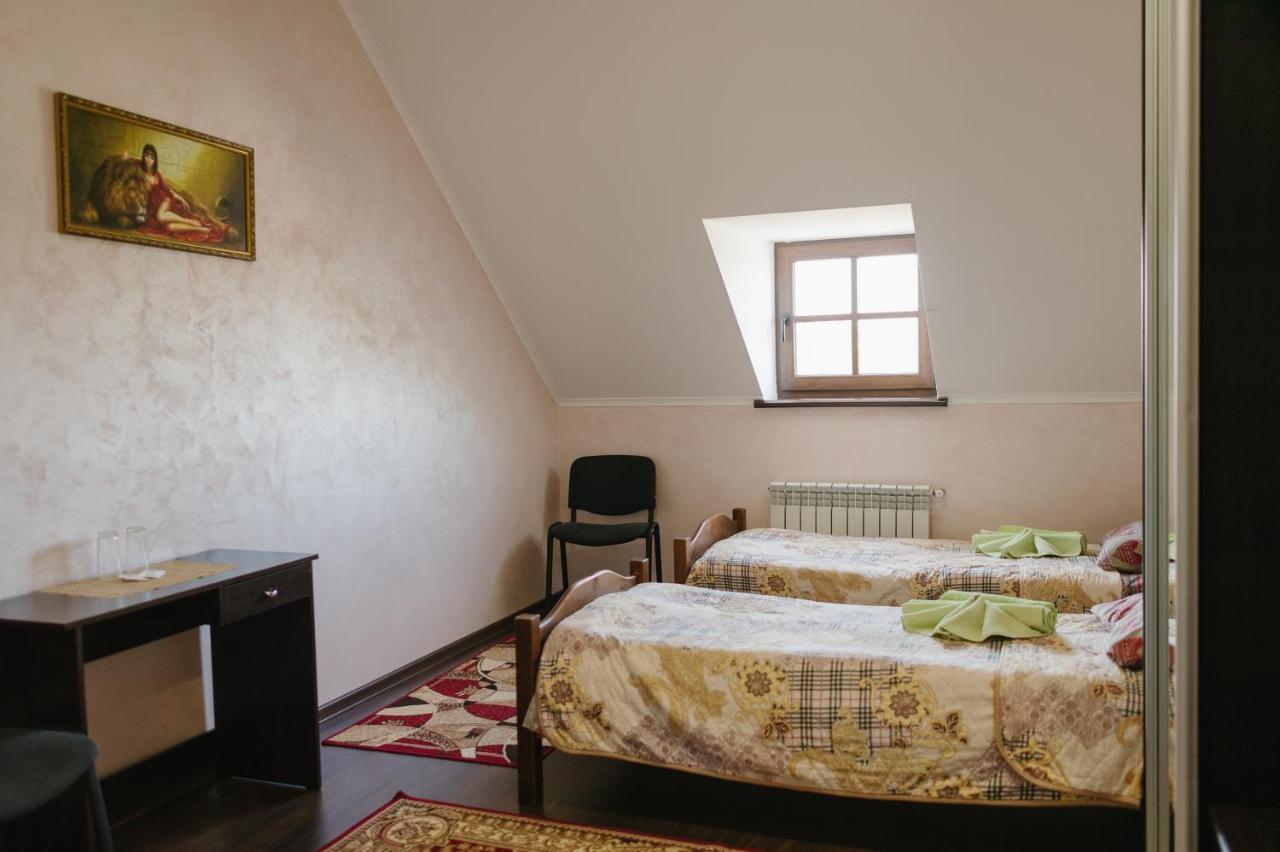 Джерело Kamianets-Podilskyi Exterior photo