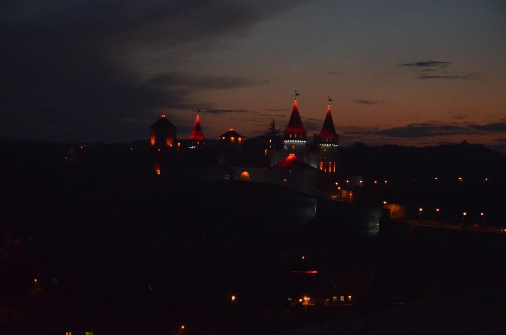 Джерело Kamianets-Podilskyi Exterior photo